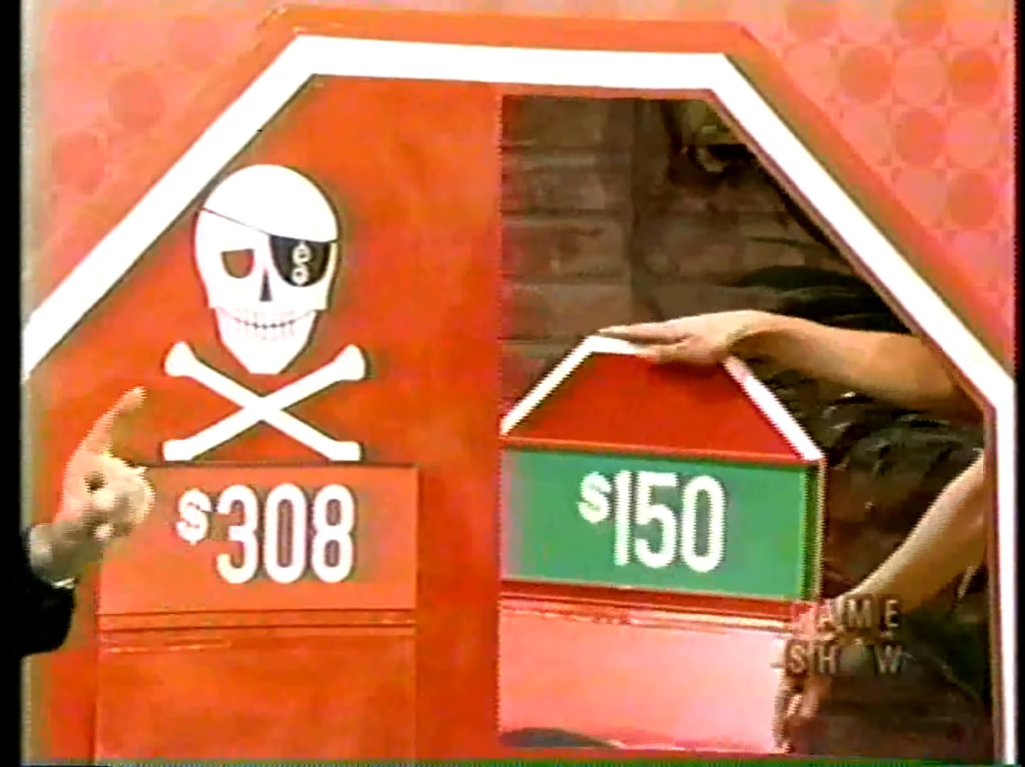 Game show display featuring a pirate-themed Danger Price at 8 and another prize at 0.